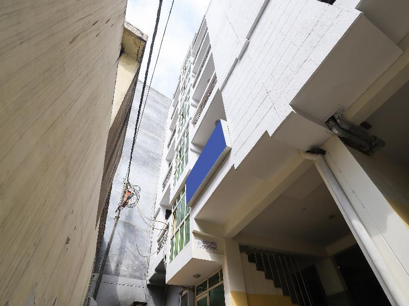 Oyo 28126 Charanpahari Hotel Nowe Delhi Zewnętrze zdjęcie